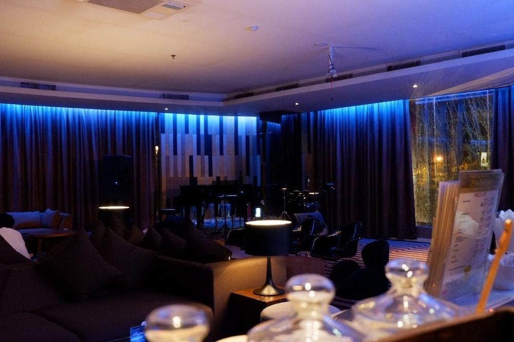 The Premiere Hotel פקאנבארו מראה חיצוני תמונה