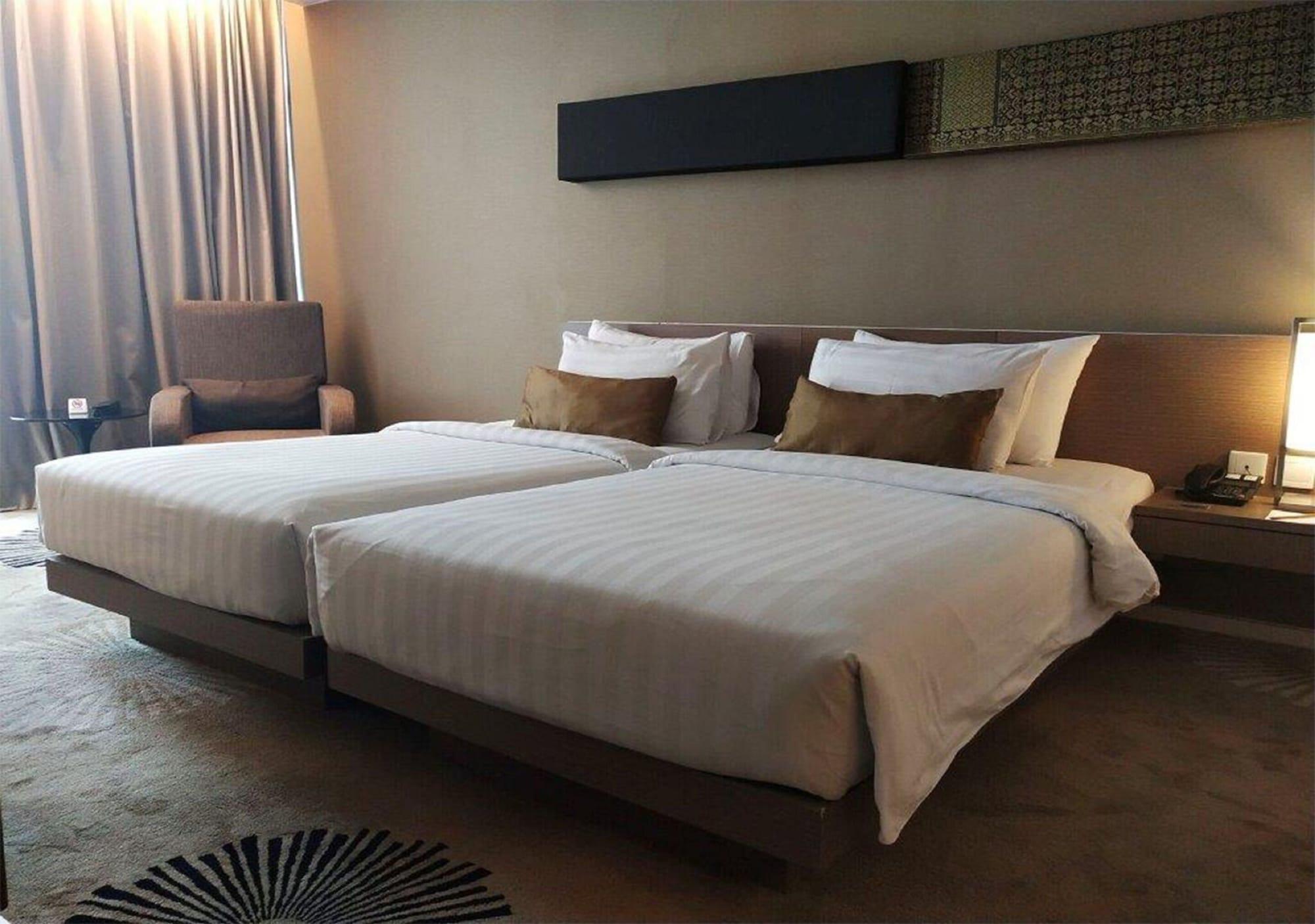The Premiere Hotel פקאנבארו מראה חיצוני תמונה
