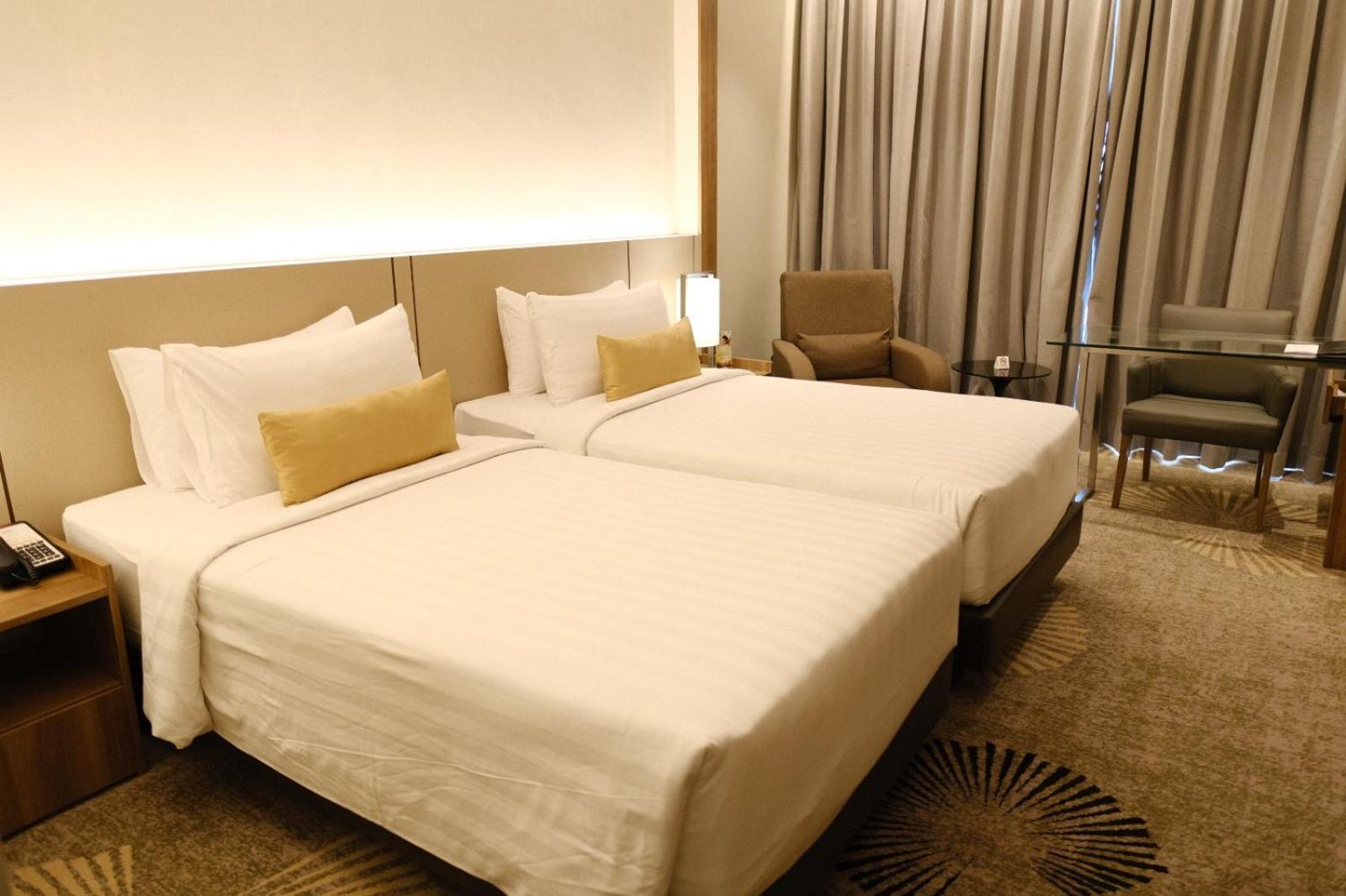 The Premiere Hotel פקאנבארו מראה חיצוני תמונה