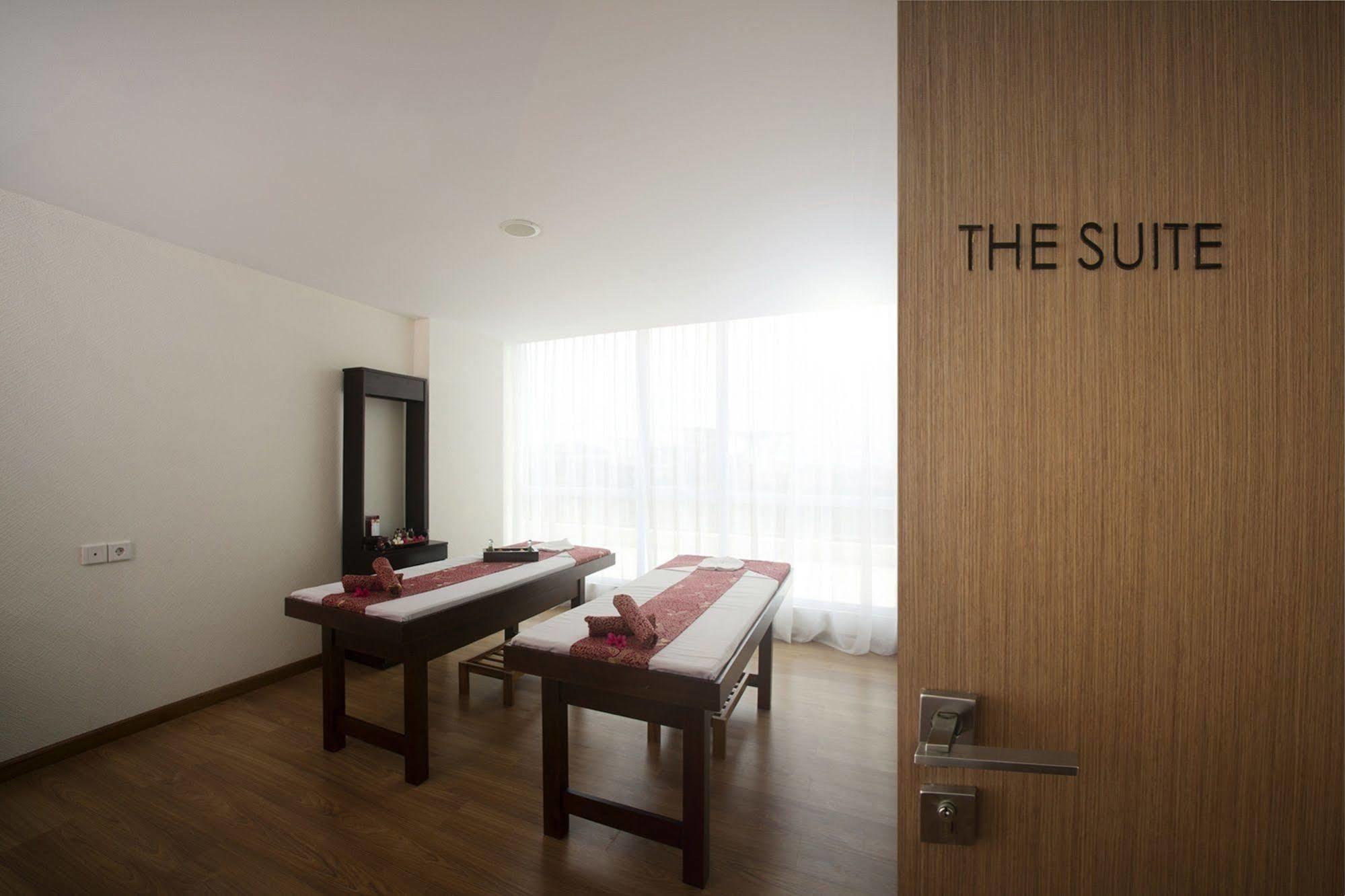 The Premiere Hotel פקאנבארו מראה חיצוני תמונה